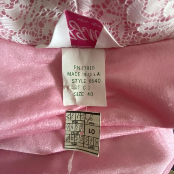 Vintage JJM New York Robe Womens Size 40 Pink Lace Trim Maxi Belted Made USA 70s - Picture 7 of 8